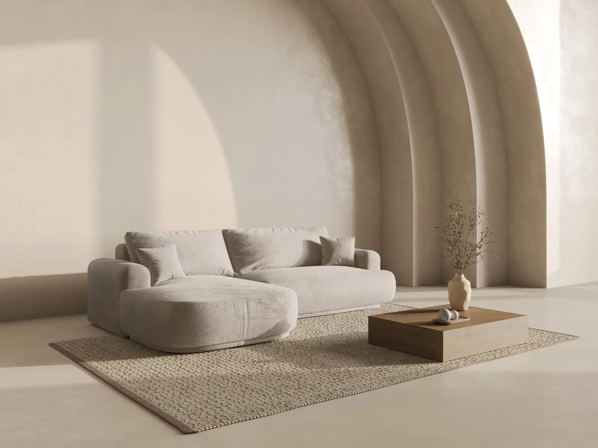 Ella 4-Sitzer Ecksofa Links mit Schlaffunktion und Bettkasten mit Bezug aus Strukturierter Stoff (Sor05) in Sand, 271x174 cm – Bild 1
