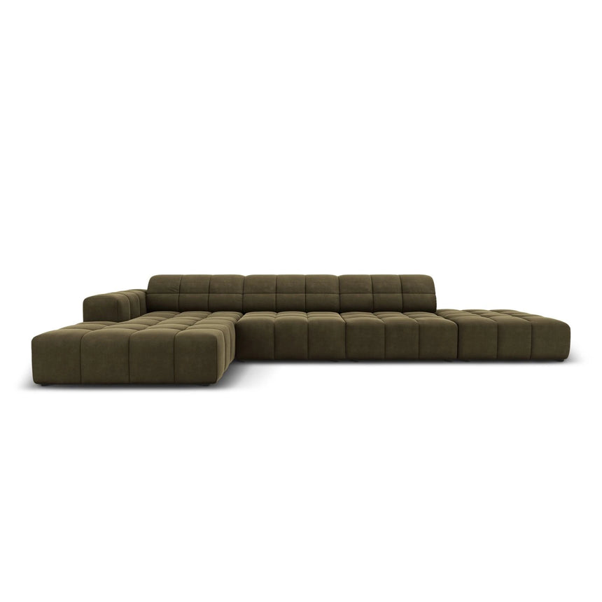 Jennifer 5-Sitzer Ecksofa, Linke Seite, mit Bezug aus Samt (Bluvel 77) in Grün, 341x166 cm – Bild 1