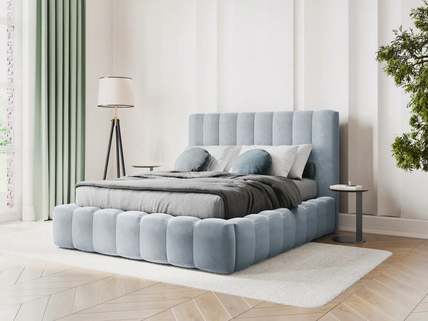 Kelp Bett mit Stauraum und Kopfteil in Samt (Blu06) in Hellblau, 160x200 cm – Bild 2