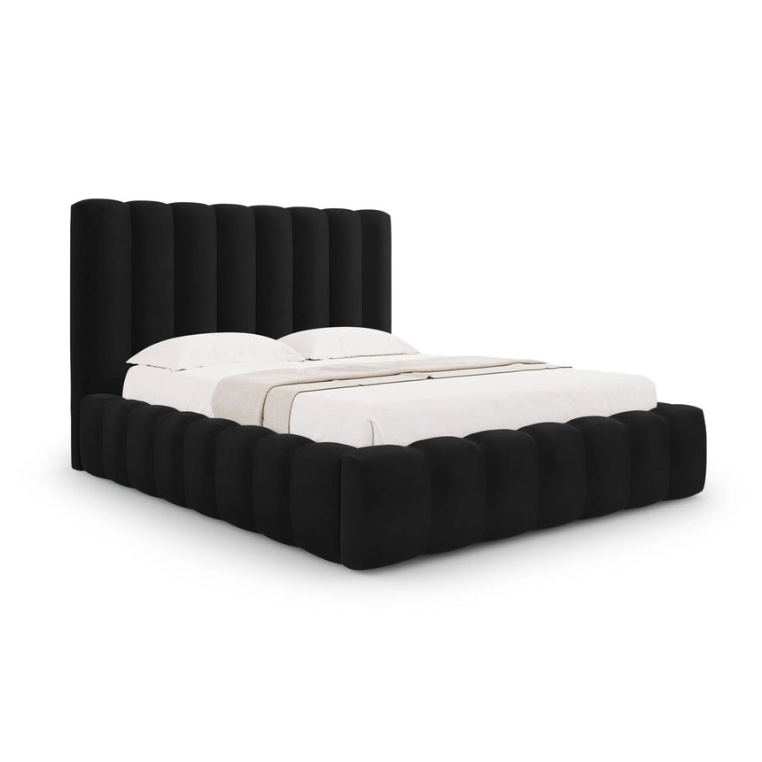 Kelp Bett mit Stauraum und Kopfteil in Samt (Blu19) in Schwarz, 200x200 cm – Bild 1