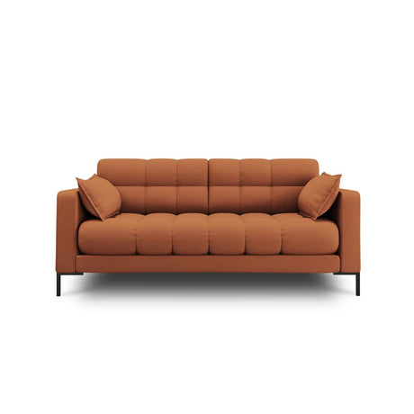 Mamaia 2-Sitzer Sofa, Metallbeine Schwarz, mit Bezug aus Strukturierter Stoff (Nev52) in Ziegel, 152x96 cm – Bild 1