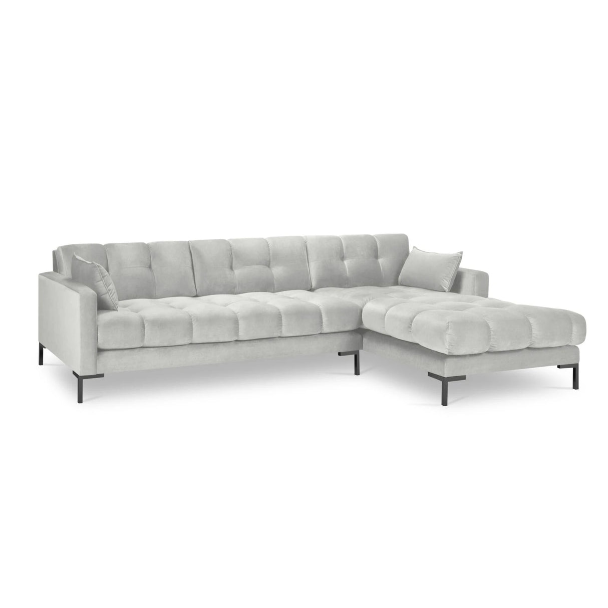 Mamaia 4-Sitzer Ecksofa, Rechte Seite, Metallbeine Schwarz, mit Bezug aus Samt (Blu03) in Silber, 293x185 cm – Bild 4