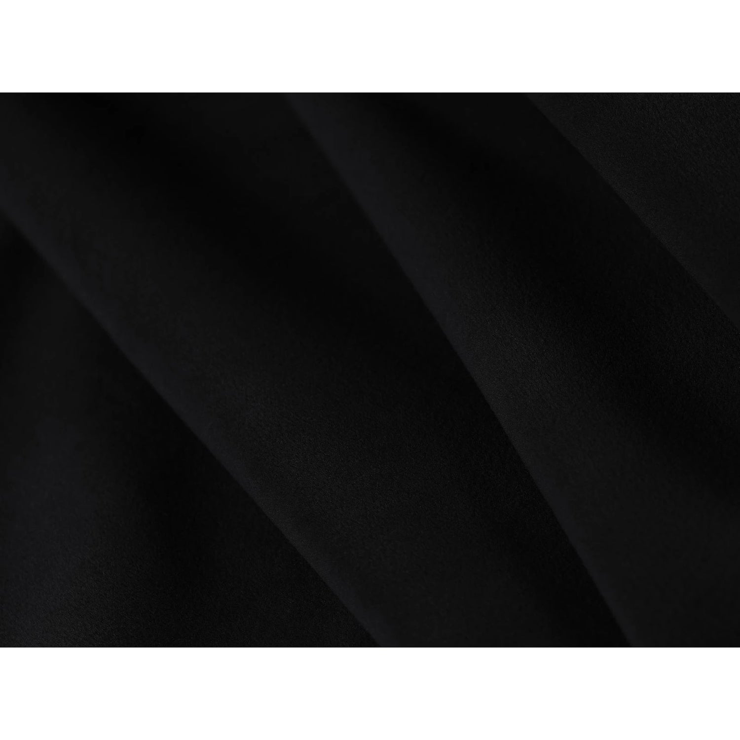 Mamaia 7-Sitzer Panorama-Ecksofa, Linke Seite, Metallbeine Schwarz, mit Bezug aus Samt (Blu19) in Schwarz, 327x256 cm – Bild 7