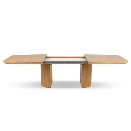 Mana ausziehbarer Esstisch aus Eichenfurnier und Eiche, 200-300 cm - ZEN ZONE Furniture