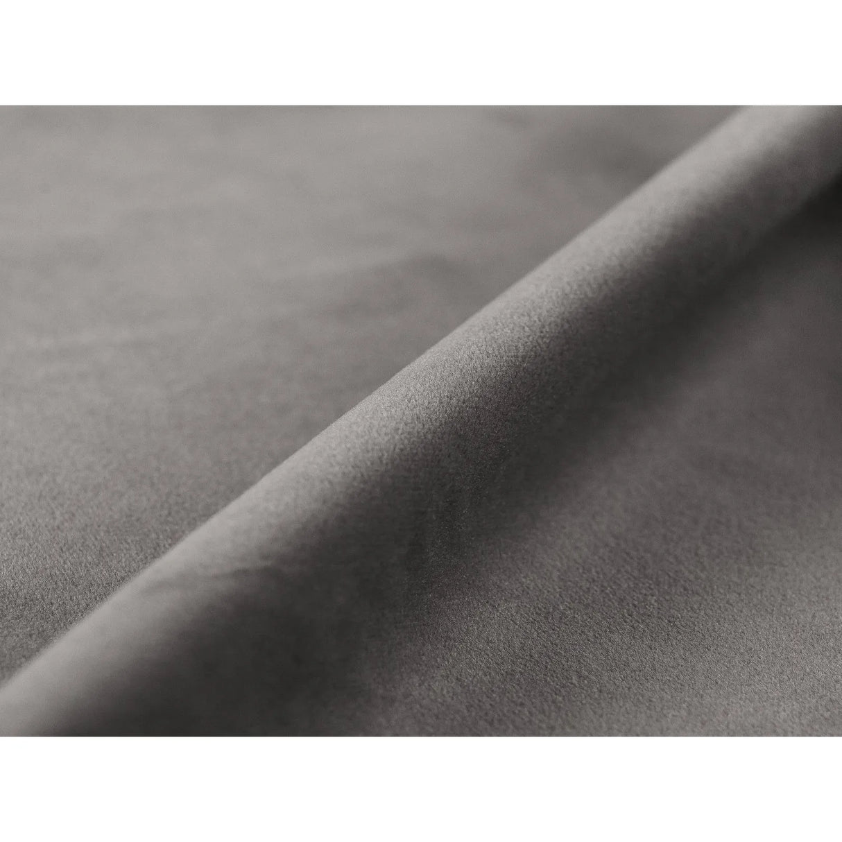 Noomi 2-Sitzer Sofa aus Samt (PariSte) in Grau, 162x94 cm – Bild 7