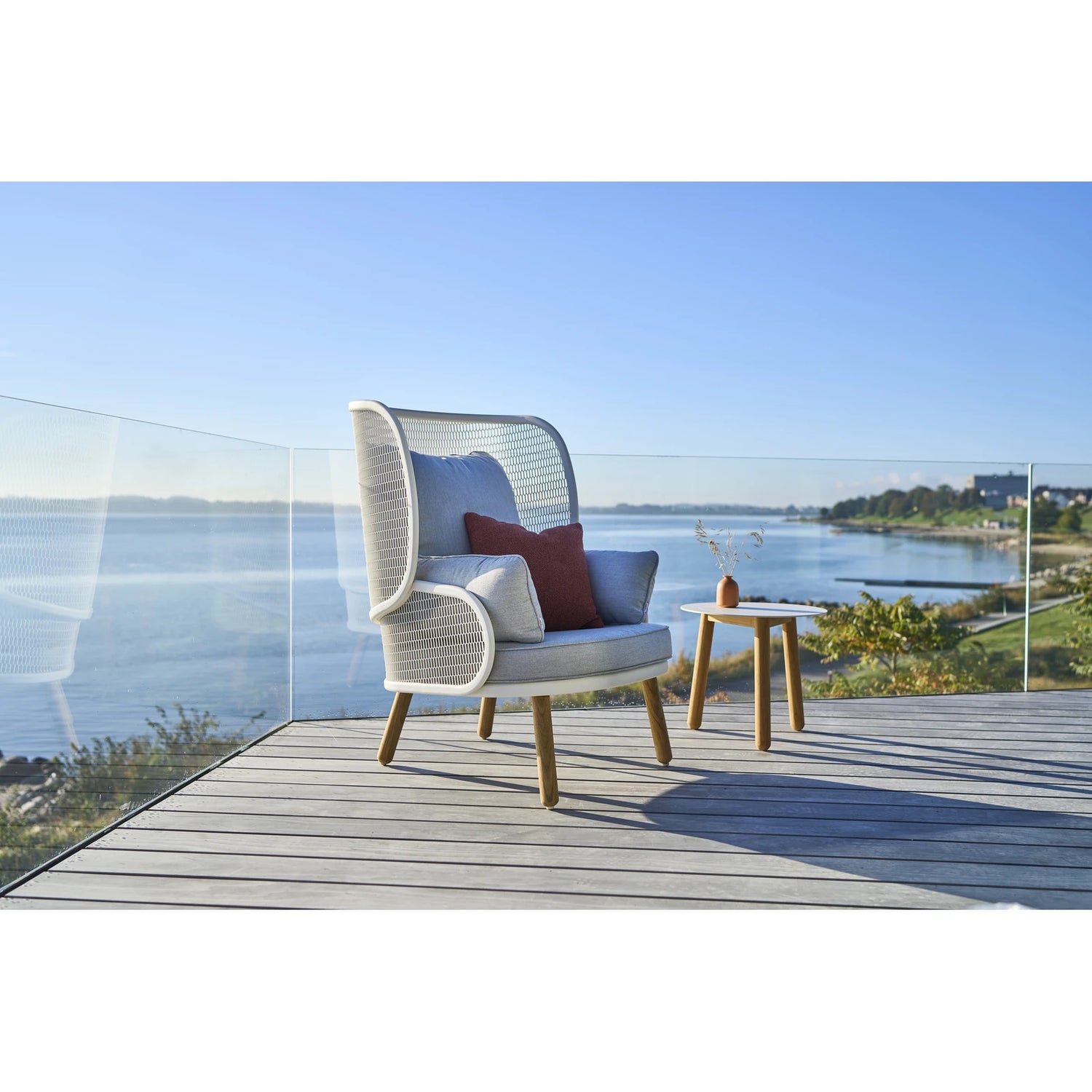 mindo 118 - High back Loungesessel aus Acrylstoff und Teak - ZEN ZONE Furniture