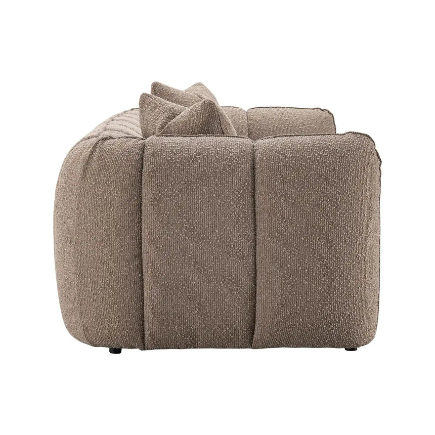 3-Sitzer Sofa Hogan mit flammhemmendem Bezug in mocca chunky, 226x104 cm von Richmond Interiors – Bild 3