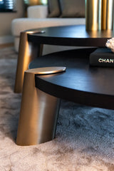 Couchtisch Alexander Jones (Brody) aus Eichenfurnier in gold/schwarz (Set of 2), 122x122x42 cm von Richmond Interiors – Produktbild 6