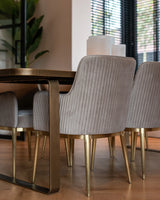 Essstuhl Breeze mit flammhemmendem Bezug in khaki velvet als 2er-Set von Richmond Interiors – Bild 2