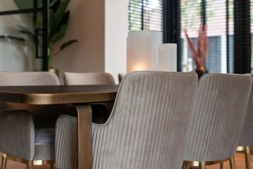 Essstuhl Breeze mit flammhemmendem Bezug in khaki velvet als 2er-Set von Richmond Interiors – Bild 7