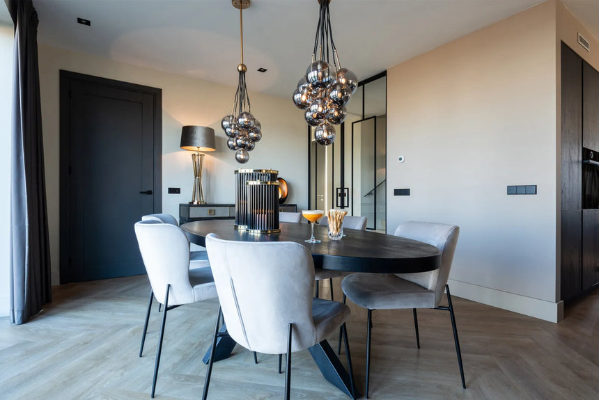 Essstuhl Darby mit flammhemmendem Bezug in khaki velvet als 2er-Set von Richmond Interiors – Bild 9
