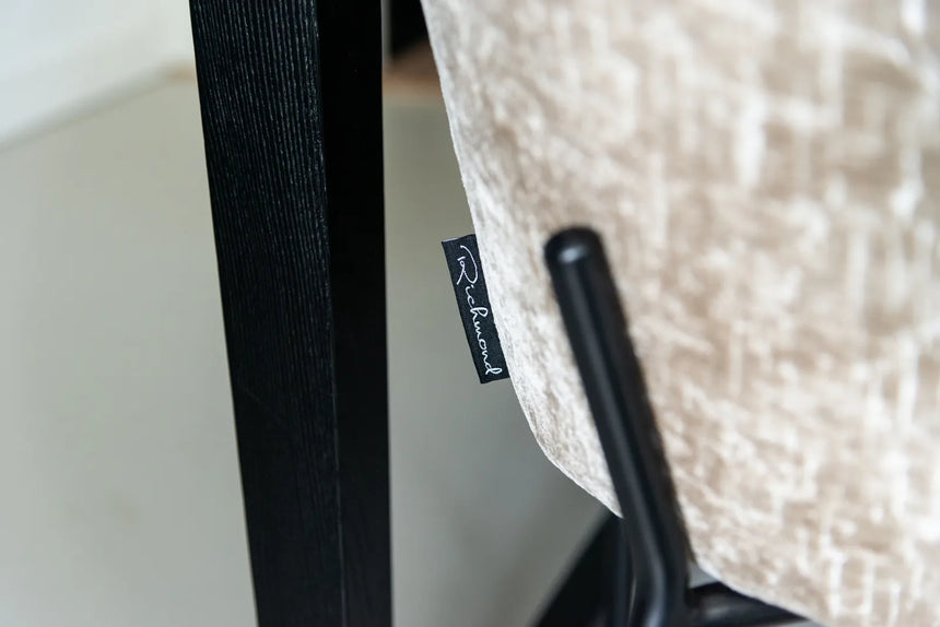 Essstuhl Fay in shitake island von Richmond Interiors – Bild 10