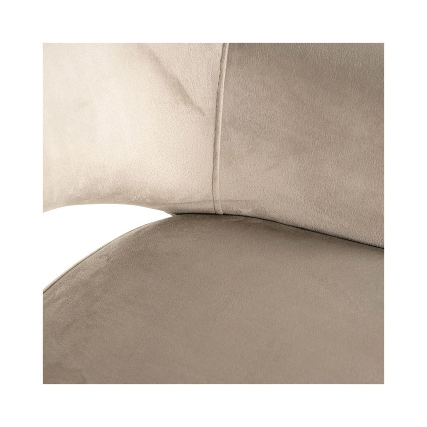 Essstuhl Giovanna mit flammhemmendem Bezug in trendy nature / khaki velvet, 60x64x85 cm von Richmond Interiors – Bild 6