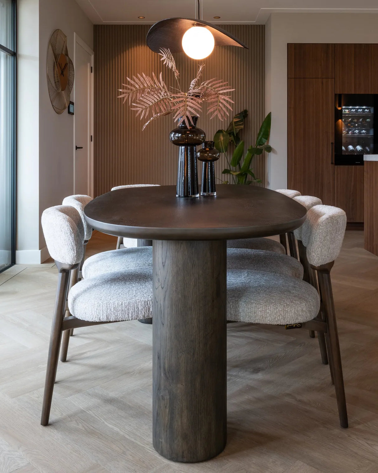 Esstisch Ellington aus Eichenfurnier in braun, 230x100x76 cm von Richmond Interiors – Produktbild 6