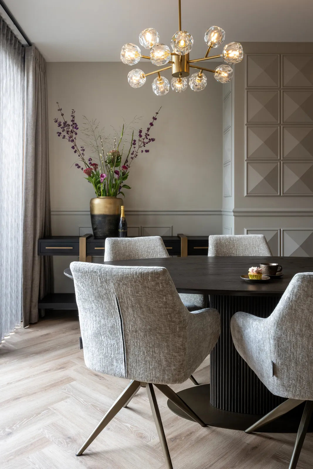 Esstisch Luxor aus Eiche in braun, 235x110x75 cm von Richmond Interiors – Bild 12