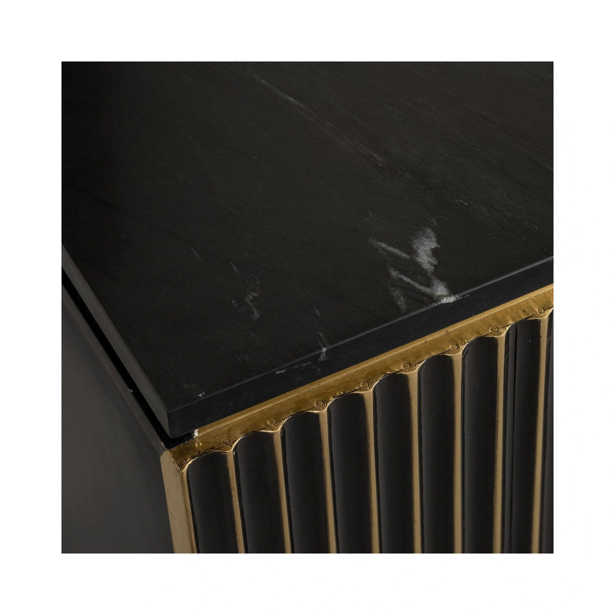 Nachttisch Les Arcs aus Marine-Marmor und Messing in brushed gold, 50x43x60 cm von Richmond Interiors – Bild 6