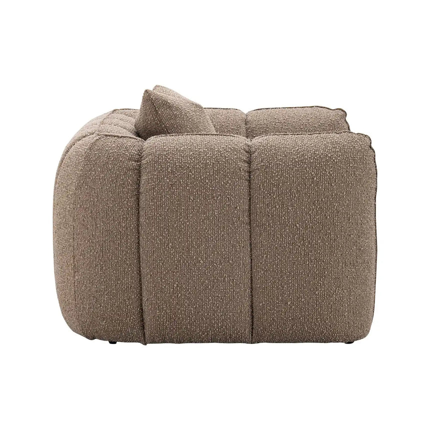 Sessel Hogan mit flammhemmendem Bezug in mocca chunky, 136x104 cm von Richmond Interiors – Bild 4