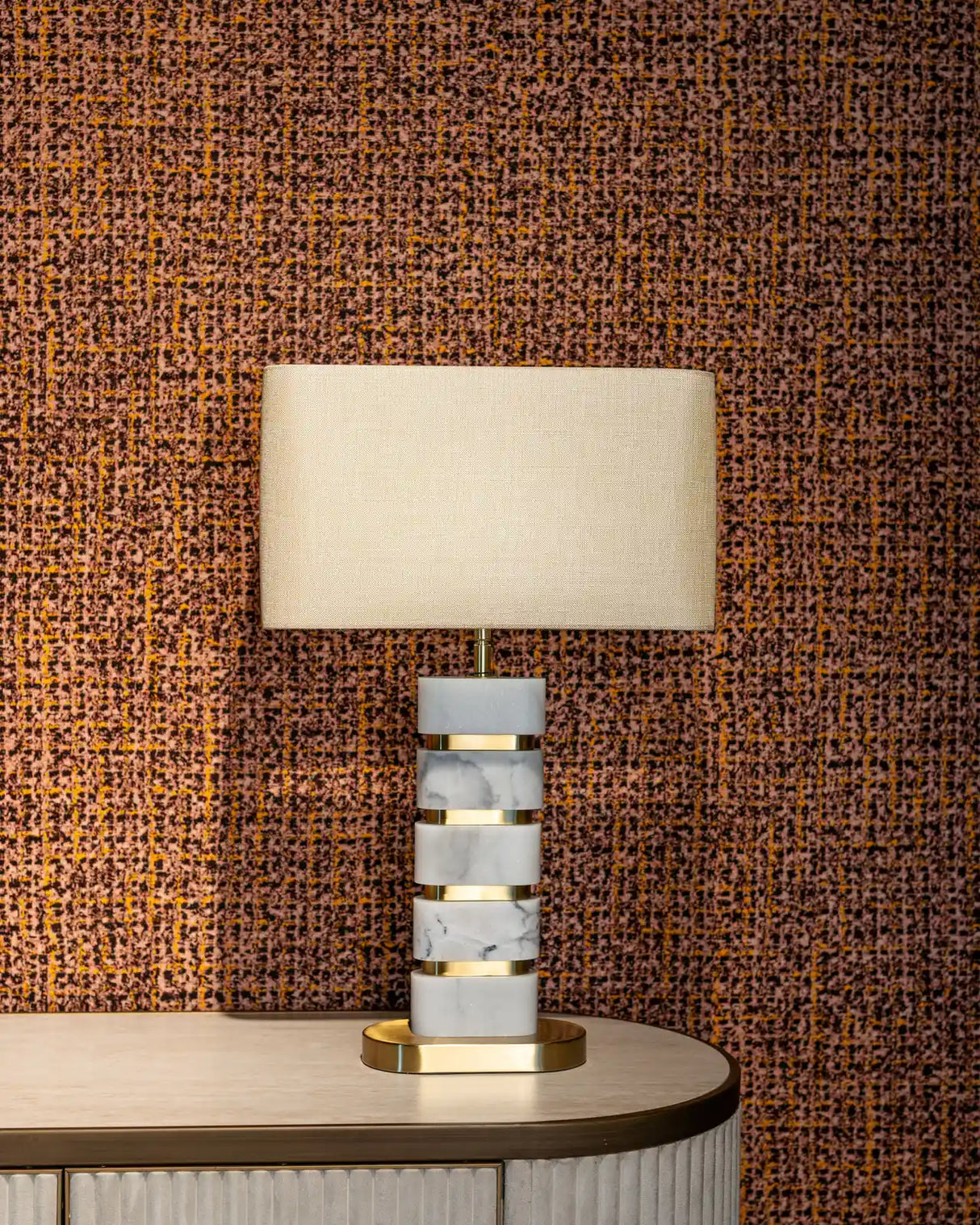 Sideboard Tivoli aus Eichenfurnier und Keramikplatte in weiß, 192x46x80 cm von Richmond Interiors – Produktbild 14