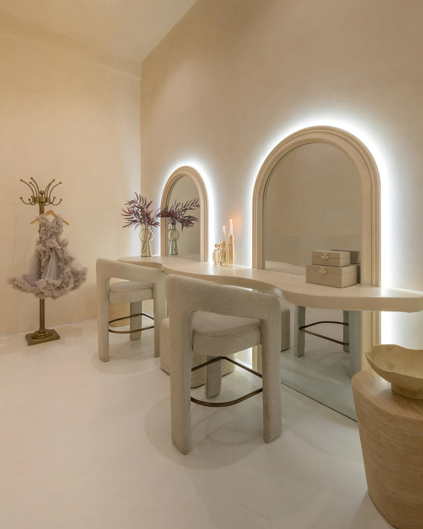 Tresenhocker Belle in biscotti von Richmond Interiors – Bild 10
