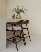 Tresenhocker Mihara mit flammhemmendem Bezug in mocca fancy von Richmond Interiors – Bild 2