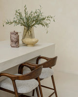 Tresenhocker Mihara mit flammhemmendem Bezug in mocca fancy von Richmond Interiors – Bild 9