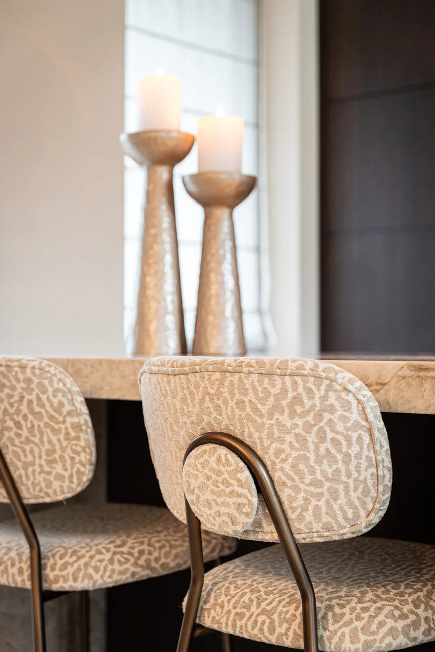 Tresenhocker Xenia in beige leopard als 2er-Set (flammhemmend), 45x53x96 cm von Richmond Interiors – Bild 11