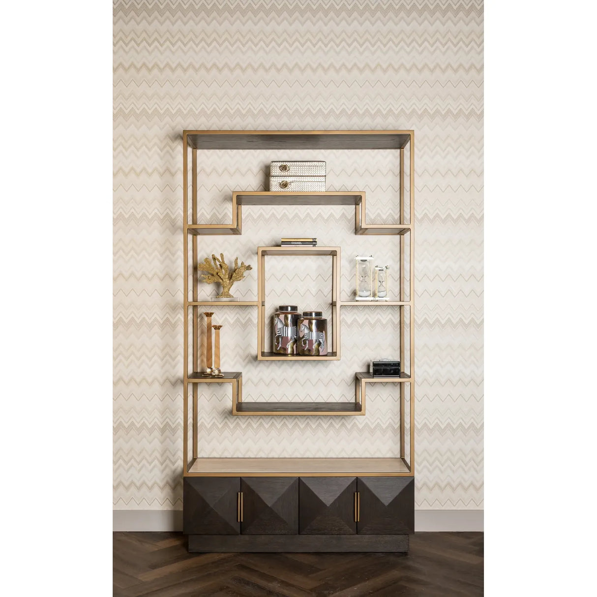 Claremont display case in brown, 120x40 cm