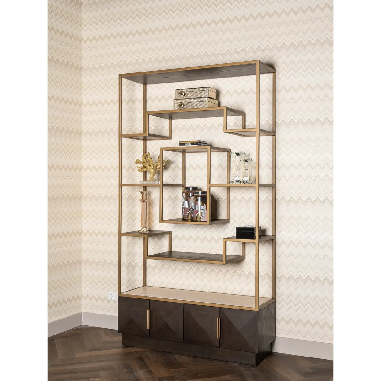 Claremont display case in brown, 120x40 cm