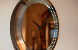 Wandleuchte Julia mit LED-Uhr in braun von Richmond Interiors – Bild 2