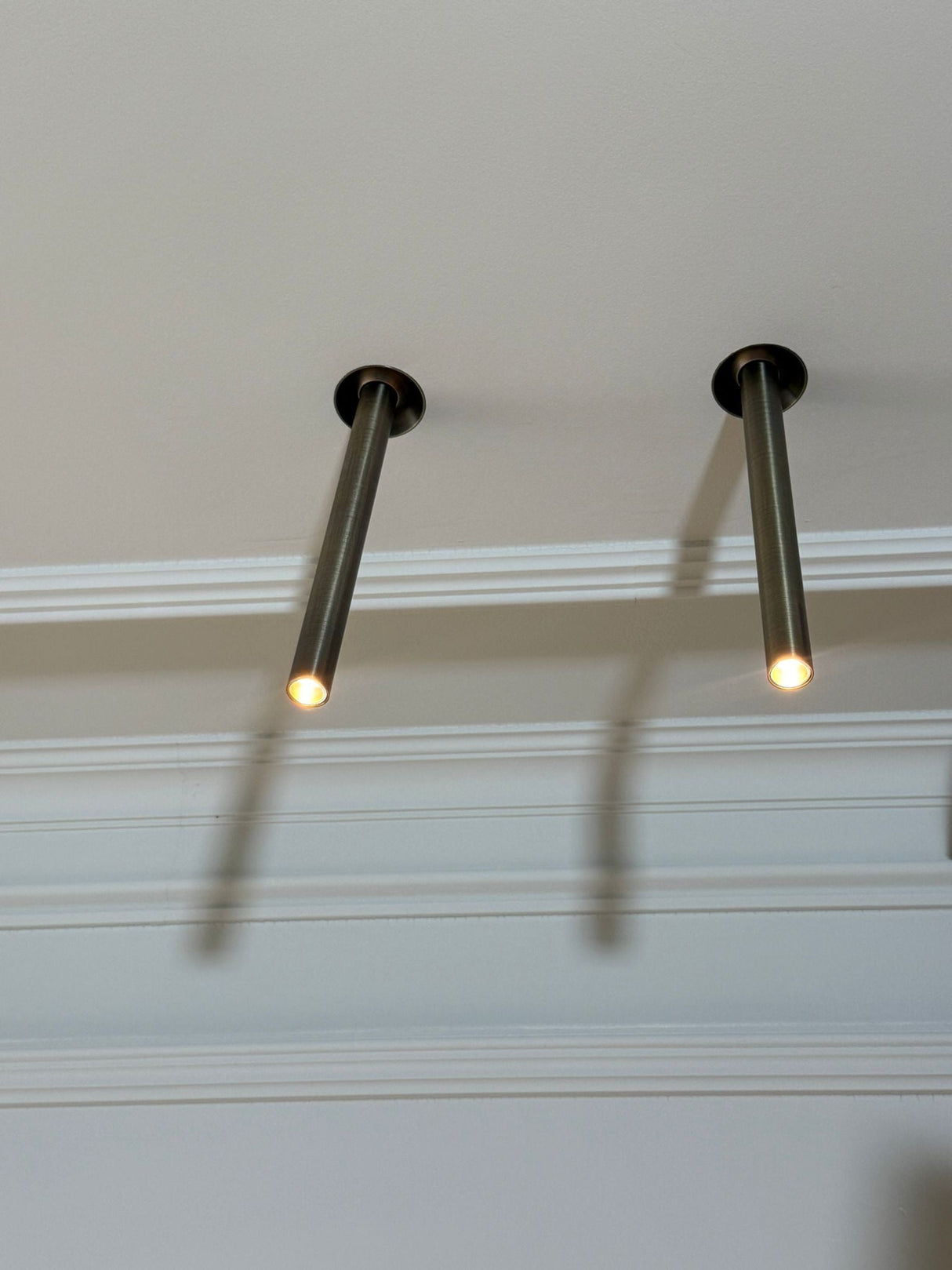 LUCIA TUBE Schwenkbarer LED-Spot - ZEN ZONE Furniture