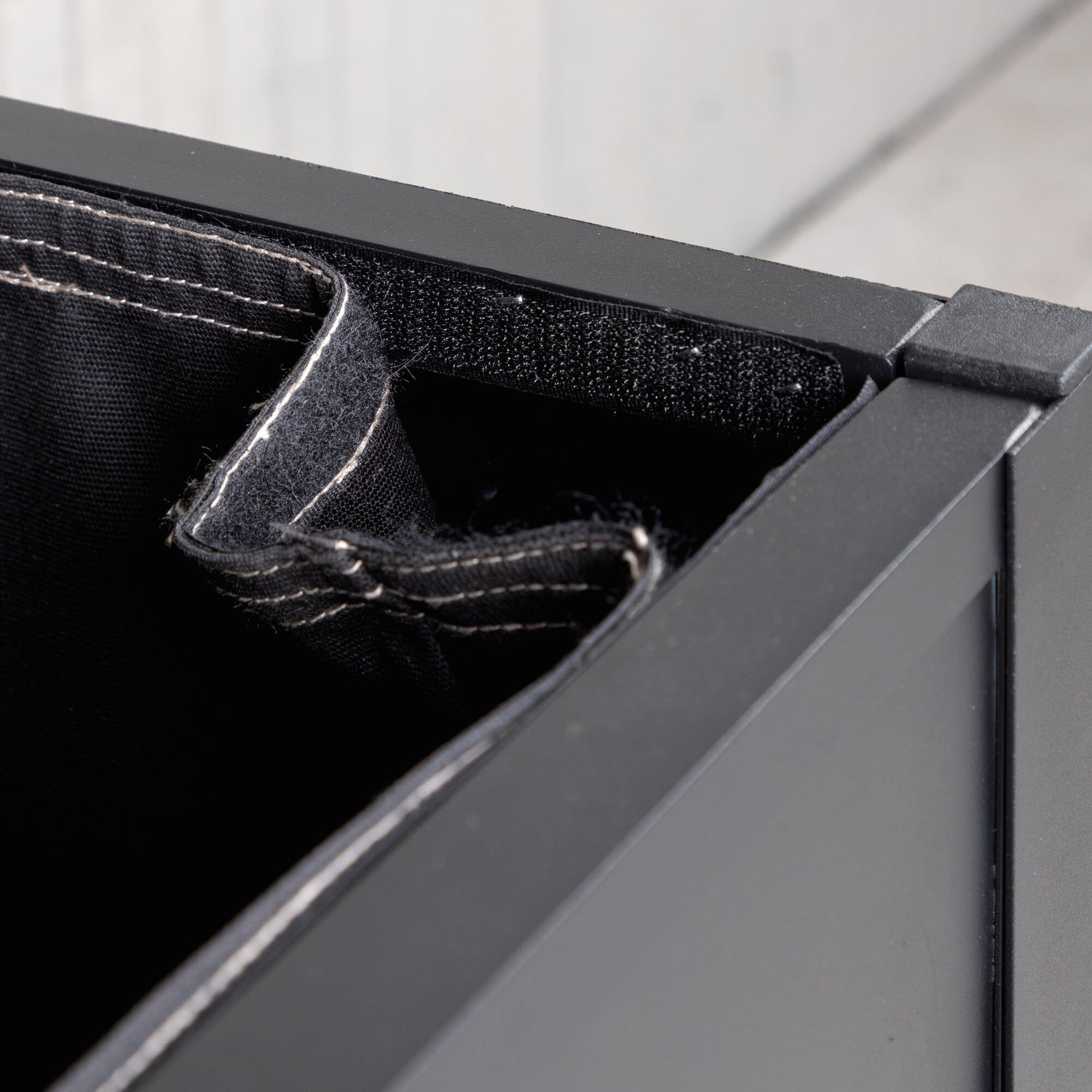 Elsa Kissenbox schwarz 130x60x60 - ZEN ZONE Furniture