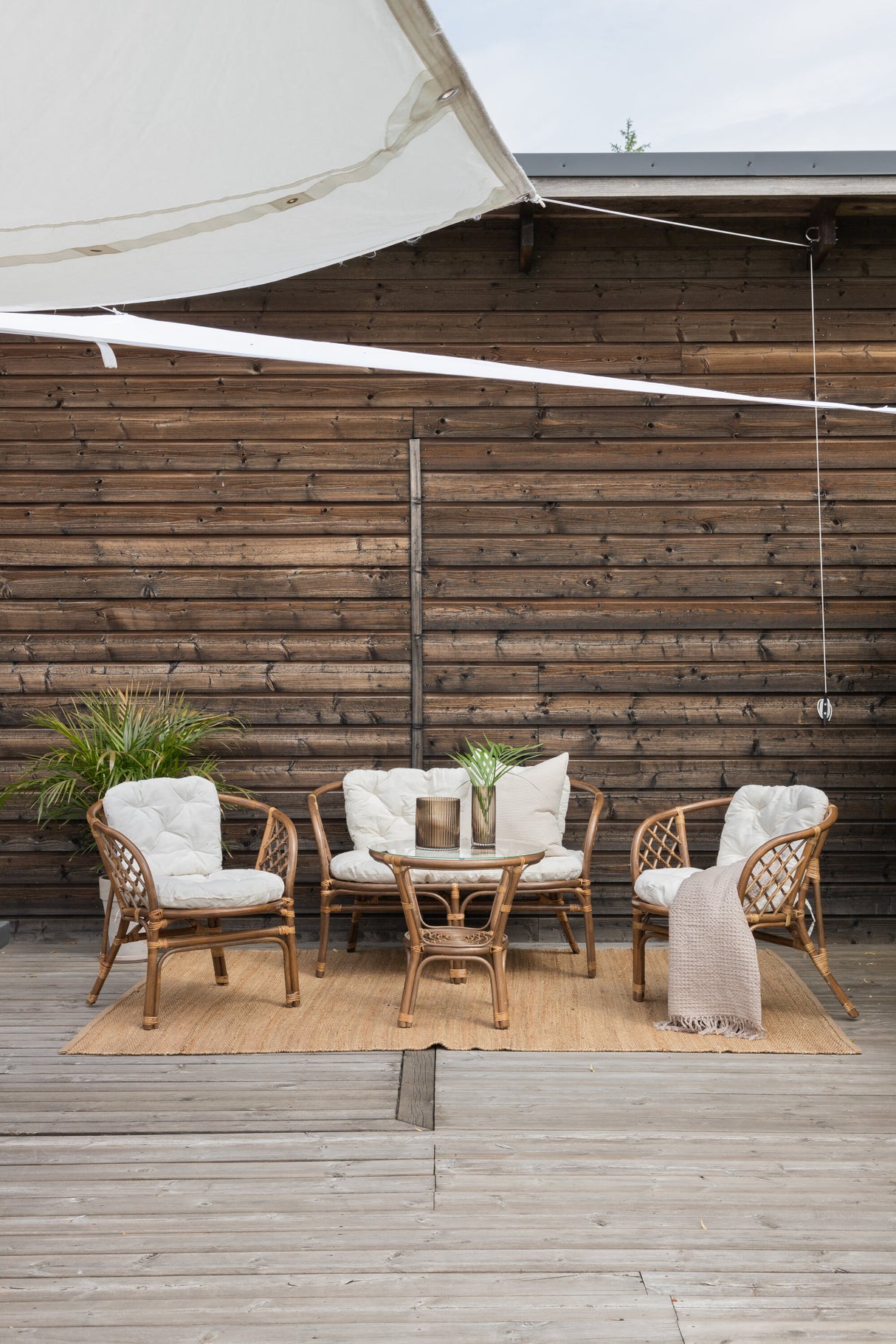 Wera Lounge Set Rattan / Offwhite Kissen