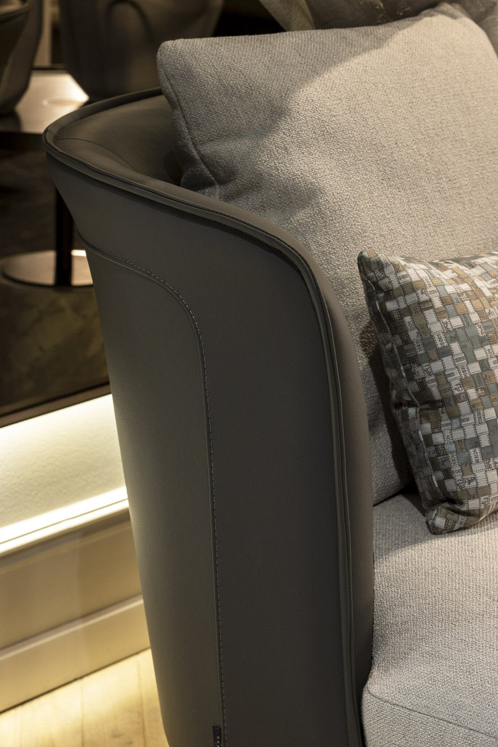 GREGORIO Dreh-Loungesessel - ZEN ZONE Furniture