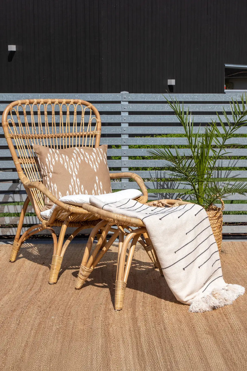 Garten Sessel Ella aus Rattan mit Offwhite Kissen und Fusshocker von Venture Home – Bild 8