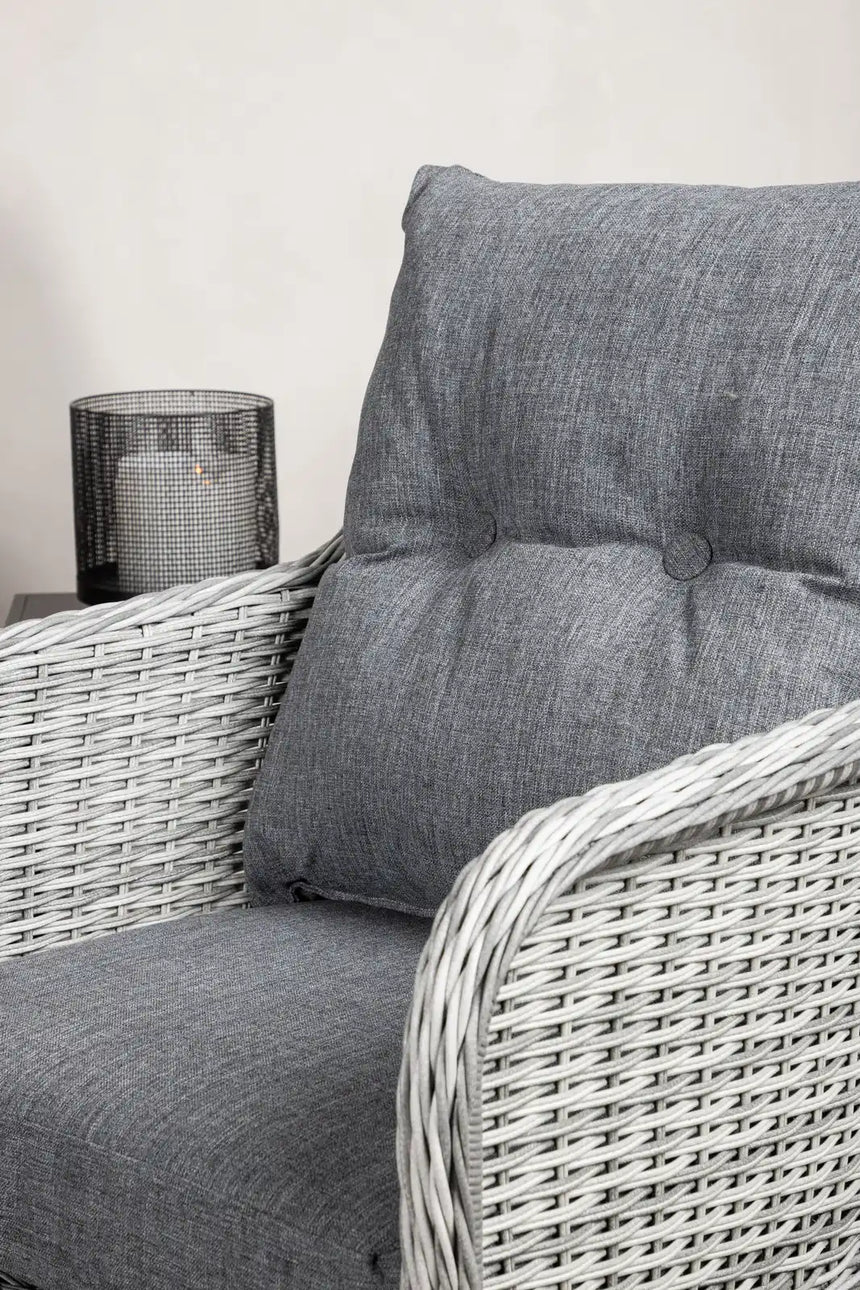 Garten Sitzgruppe Vikelund aus Kunststoffgeflecht und Glas in Grau von Venture Home – Bild 18