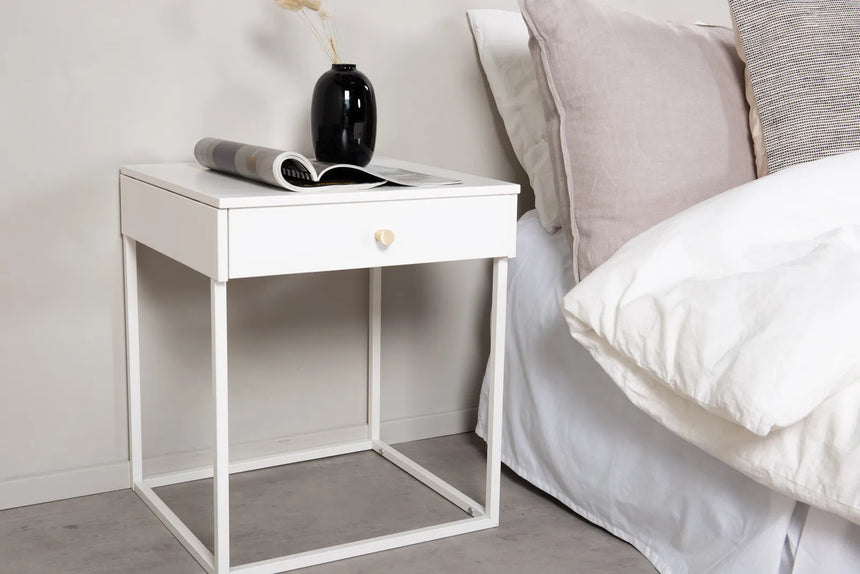 Nachttisch Bakal aus Stahl in weiß, 43x41x50 cm von Venture Home – Bild 12