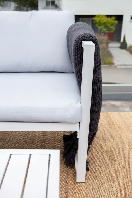 Outdoor Lounge-Set Salvador aus Aluminium in Weiss mit grauen Kissen von Venture Home – Bild 14