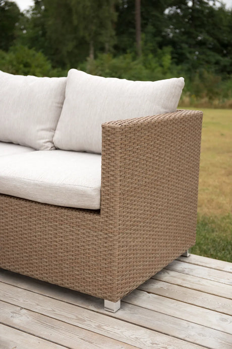Outdoor Set Vamos aus Kunststoffgeflecht mit Kissen in Nature/Sand von Venture Home – Bild 19