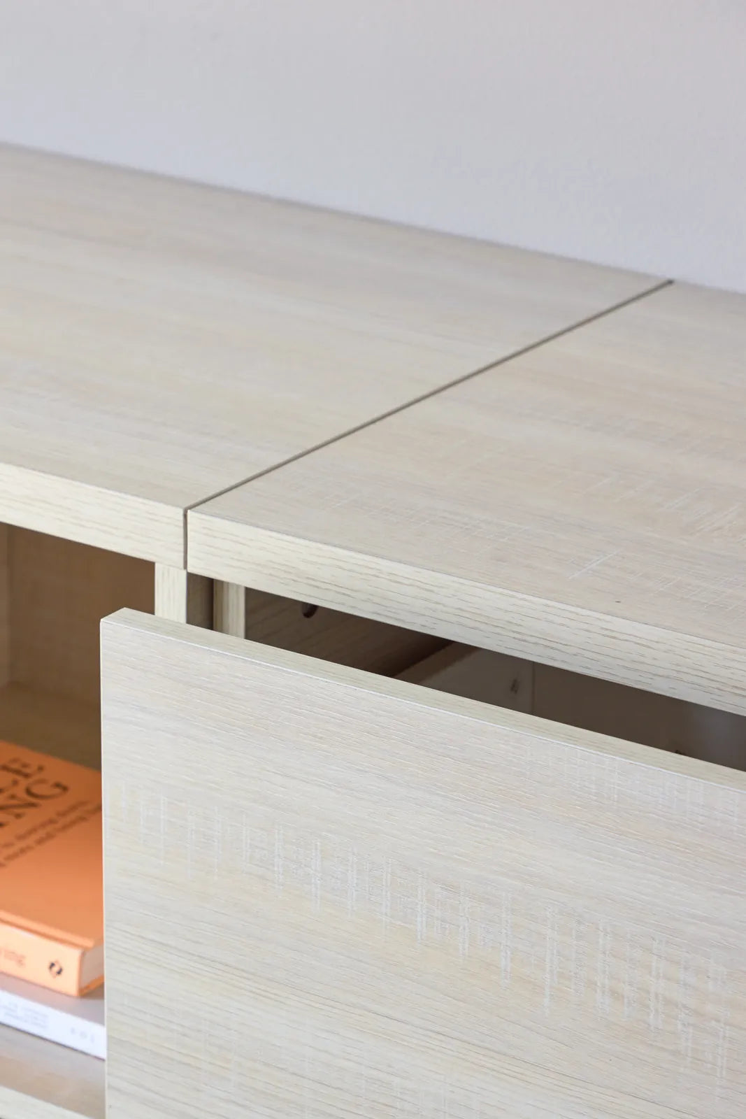 TV-Schrank Nomi tünchenfarbend, 45x180x35 cm von Venture Home – Bild 17