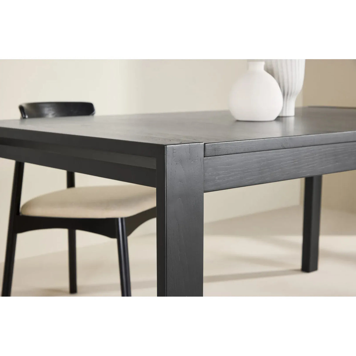 Slider dining table 250x95x75 cm - Black / Solid oak veneer