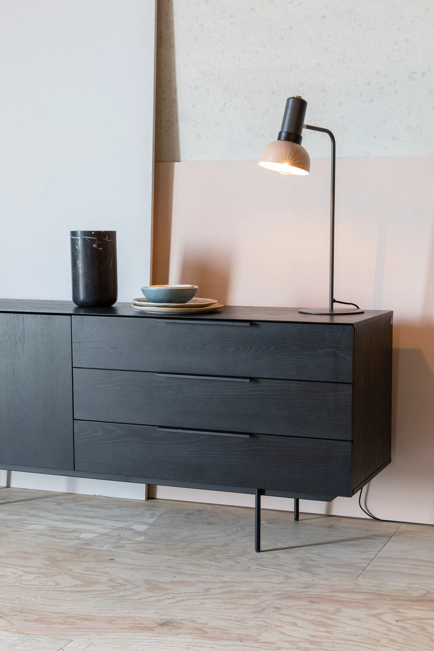 Travis Sideboard Schwarze Eiche 180x45x71 cm von Zuiver – Produktbild 11