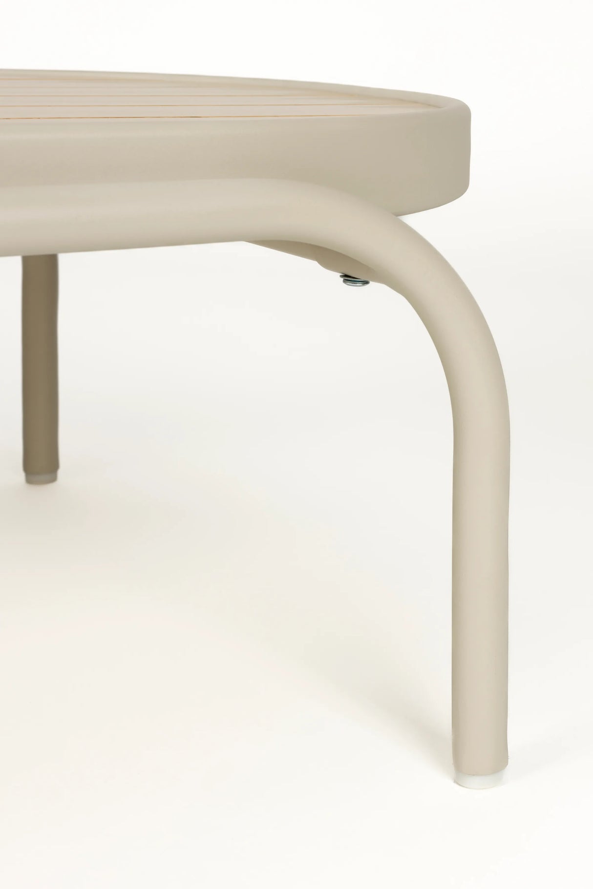 Vista Outdoor Couchtisch 63x110cm von Zuiver – Produktbild 2